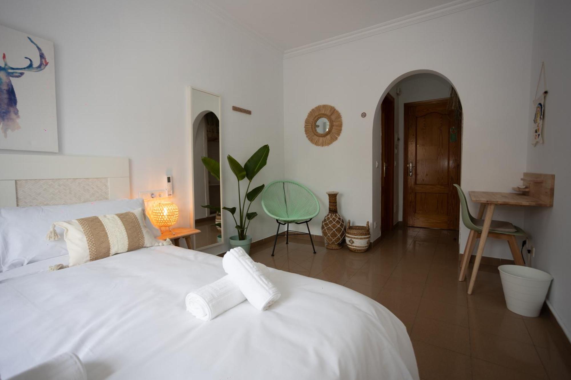 Naim Guest House Nerja Dış mekan fotoğraf