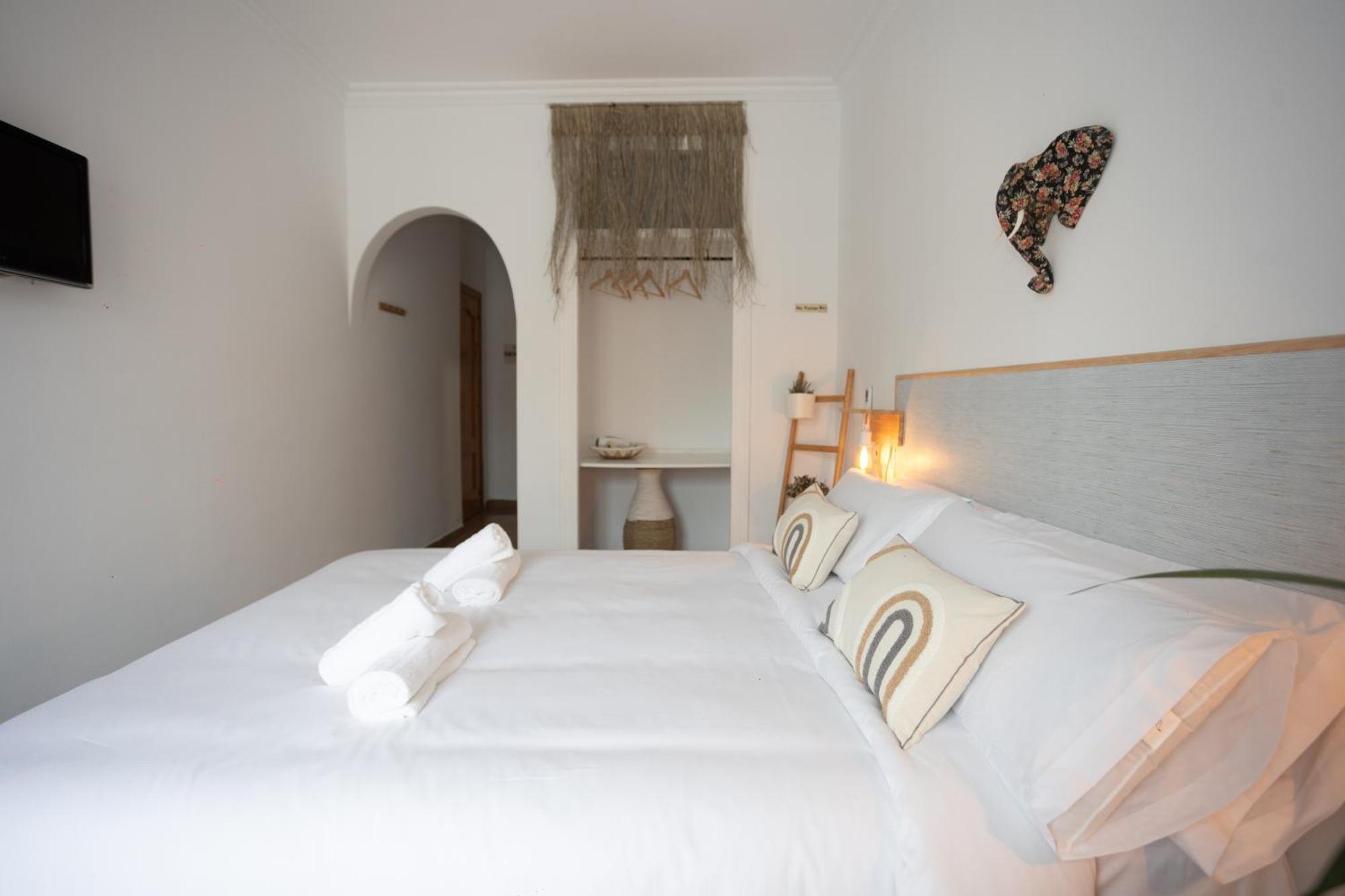 Naim Guest House Nerja Dış mekan fotoğraf